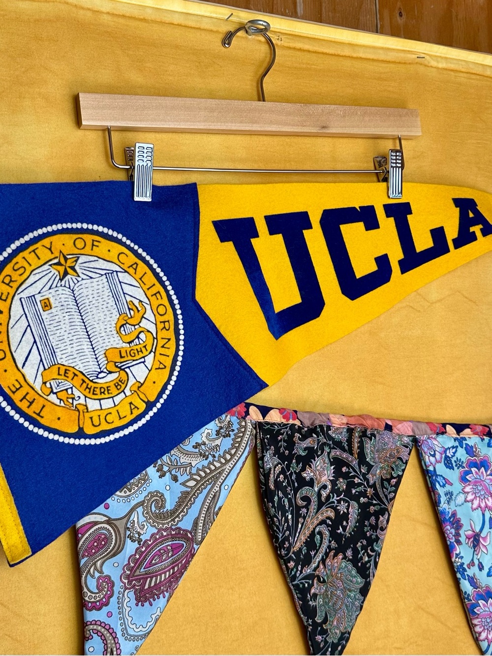 UCLA Vintage Felt Pennant - Blue & Gold